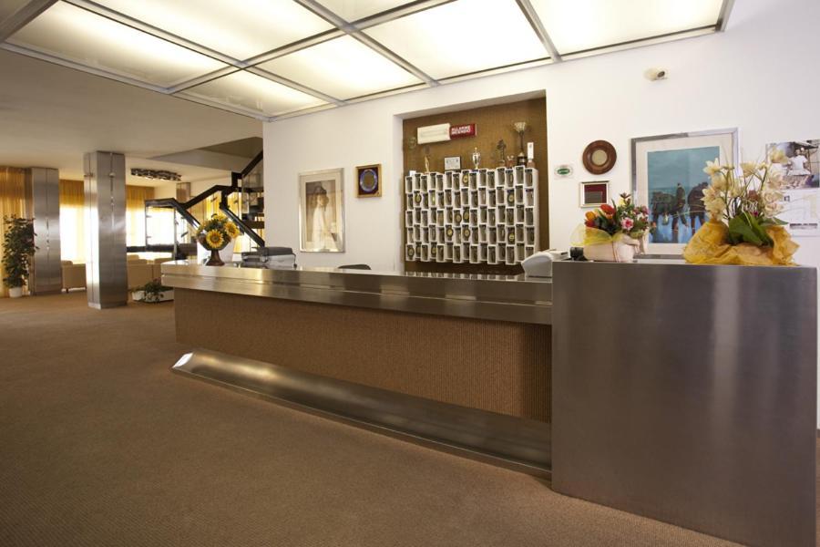 Hotel President Беллария-Иджеа-Марина Экстерьер фото